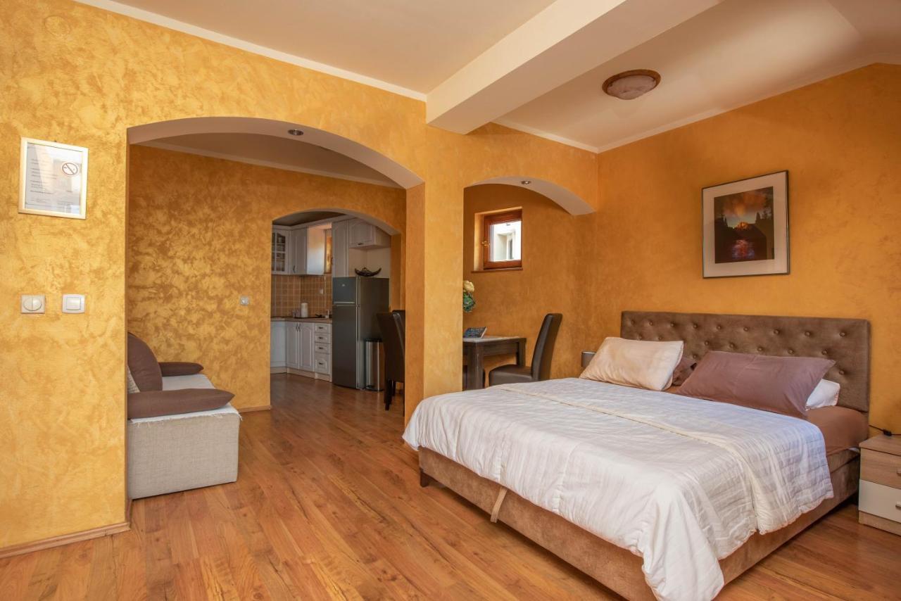 Apartments Nikcevic Kotor Exterior photo
