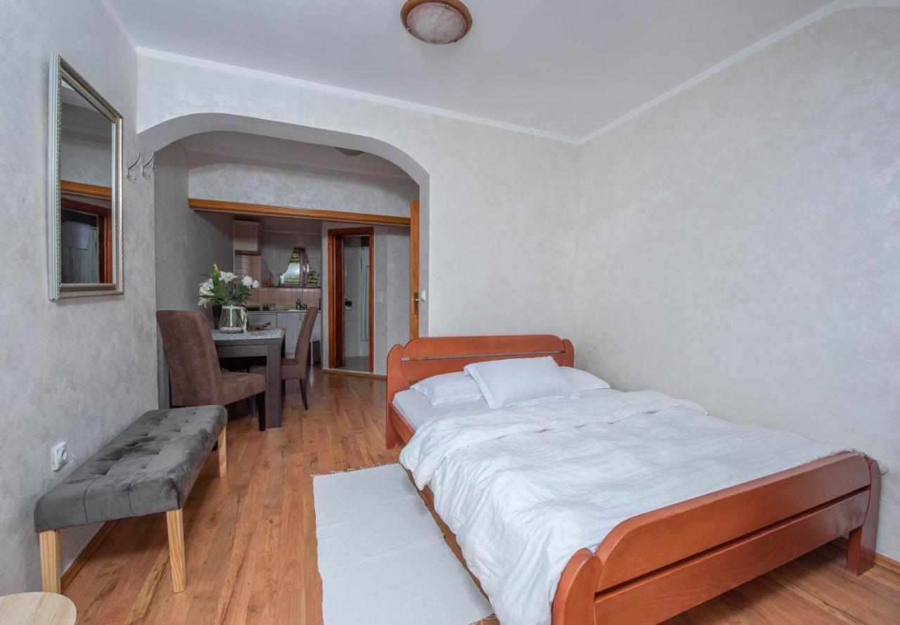 Apartments Nikcevic Kotor Exterior photo